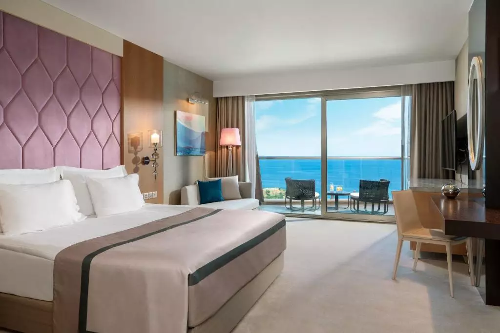 Elexus Hotel Resort and Spa and Casino